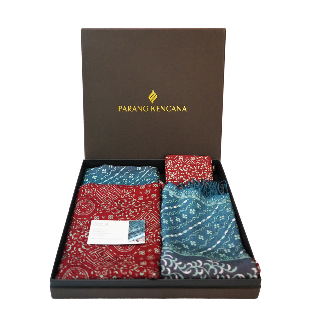 Christmas Hampers B (Red + Green Gradation)