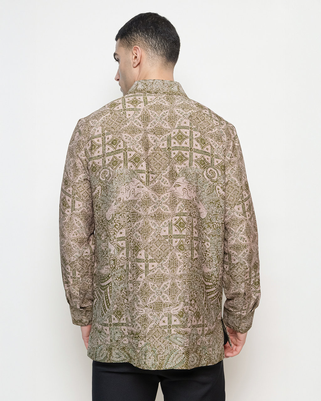 Hand-Drawn Batik Shirt With Bisma Latar Tambal Kartu Kawung Pattern